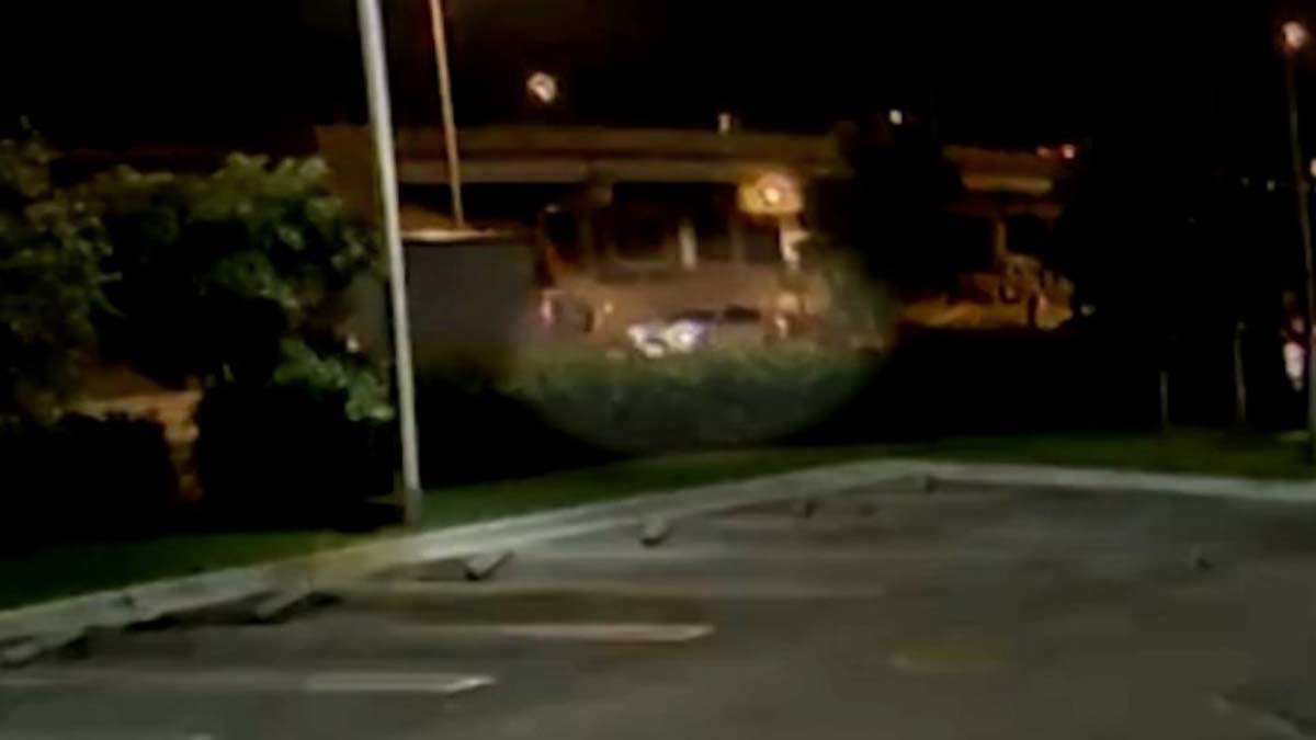 Revelan video del choque de auto circulando a contravía que mata a 5 jóvenes