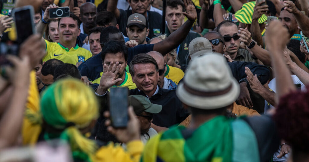 Sobre el bicentenario de Brasil, Bolsonaro suaviza retórica de campaña
