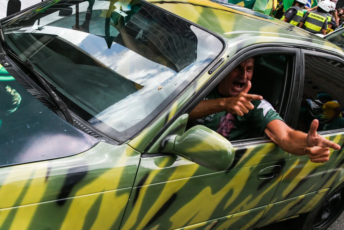 Un bolsonarista mata a puñaladas a un seguidor de Lula en Brasil