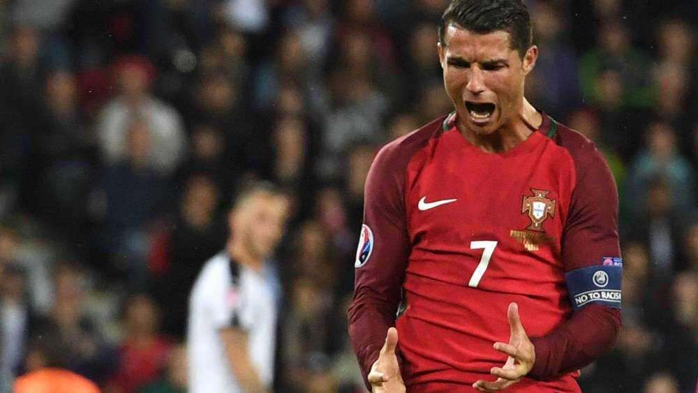 Cristiano Ronaldo es acusado de comportamiento violento por golpe a niño aficionado del Everton
