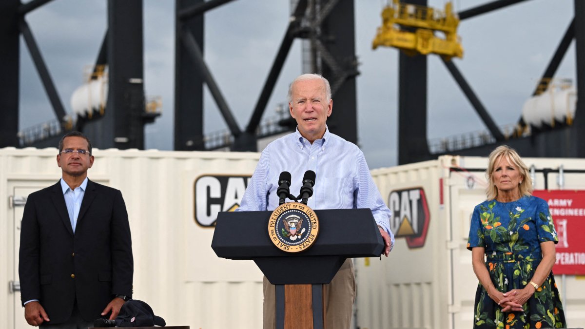 Biden visita Florida tras paso del huracán Ian