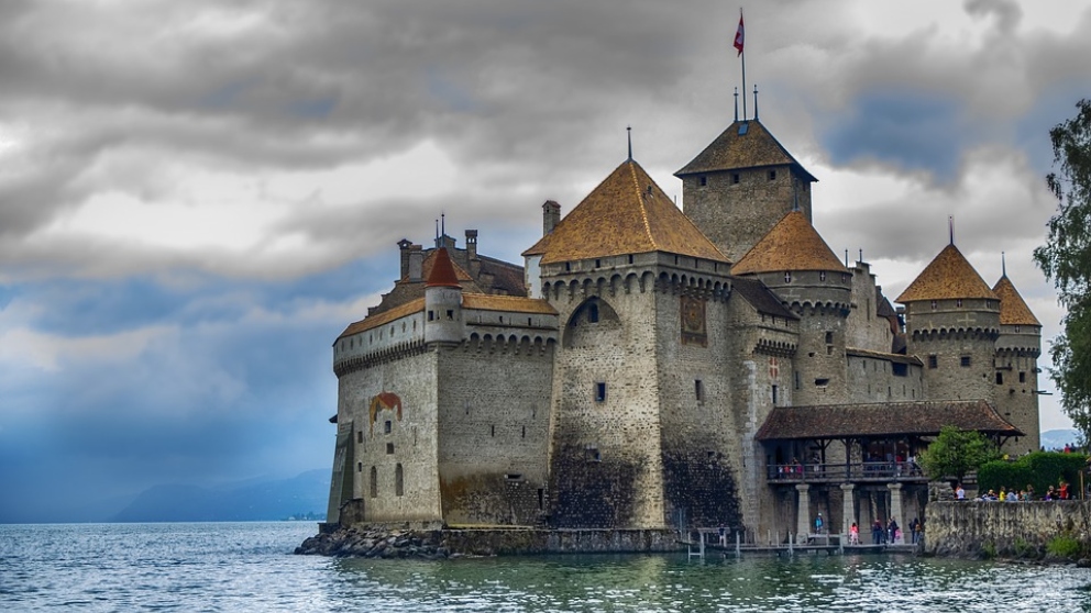6 curiosidades sobre el Castillo de Chillon en Suiza