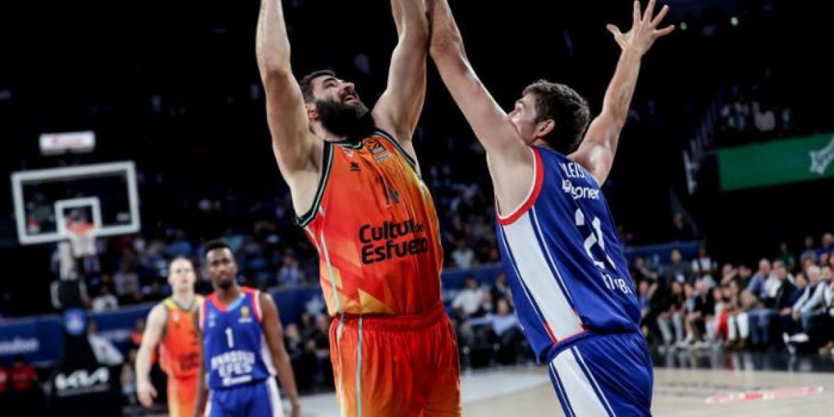 91-92: El Valencia asalta la pista del Efes, el vigente campeón