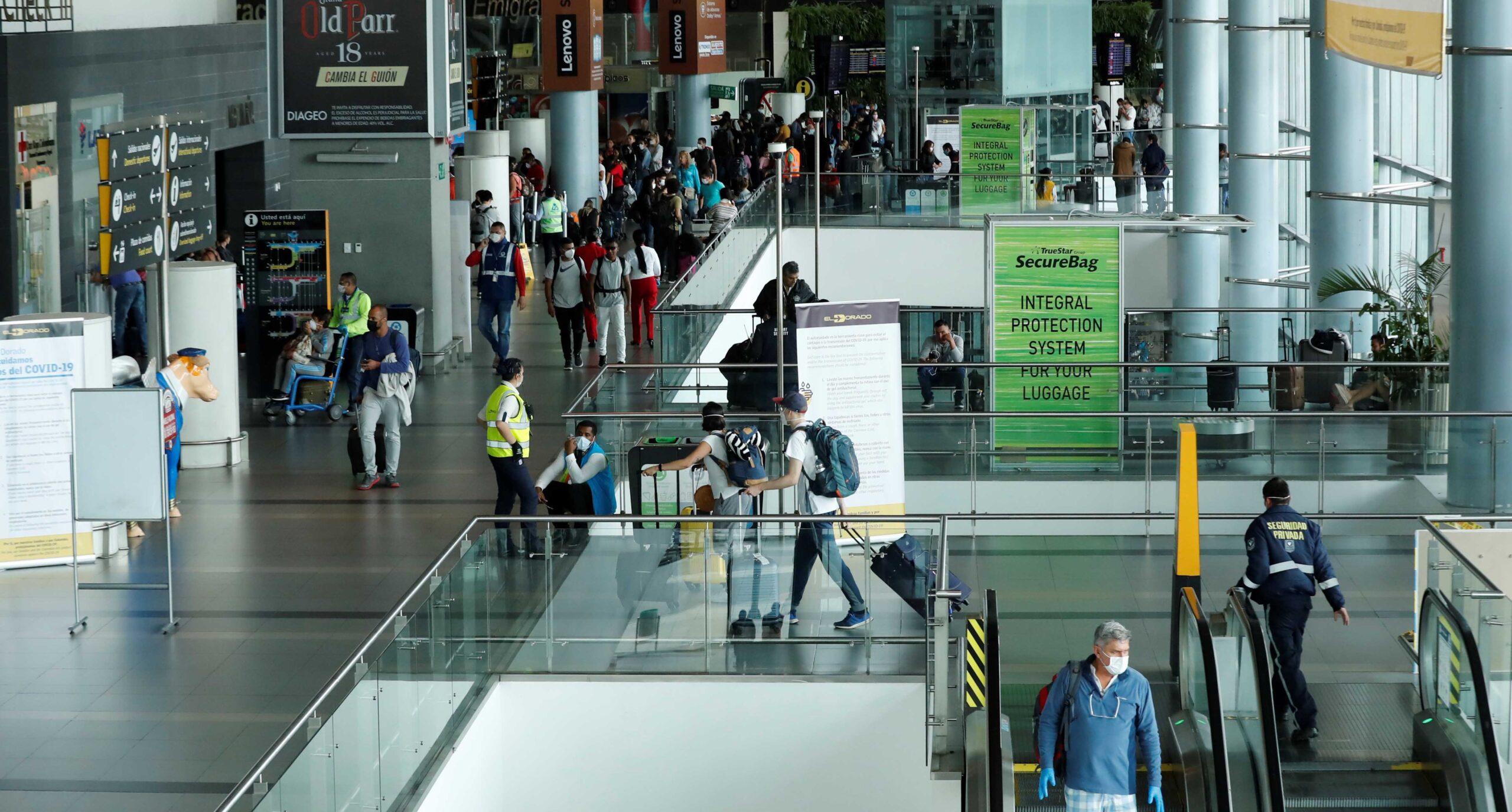 Autorizan a 6 aerolíneas a reactivar sus vuelos entre Colombia y Venezuela