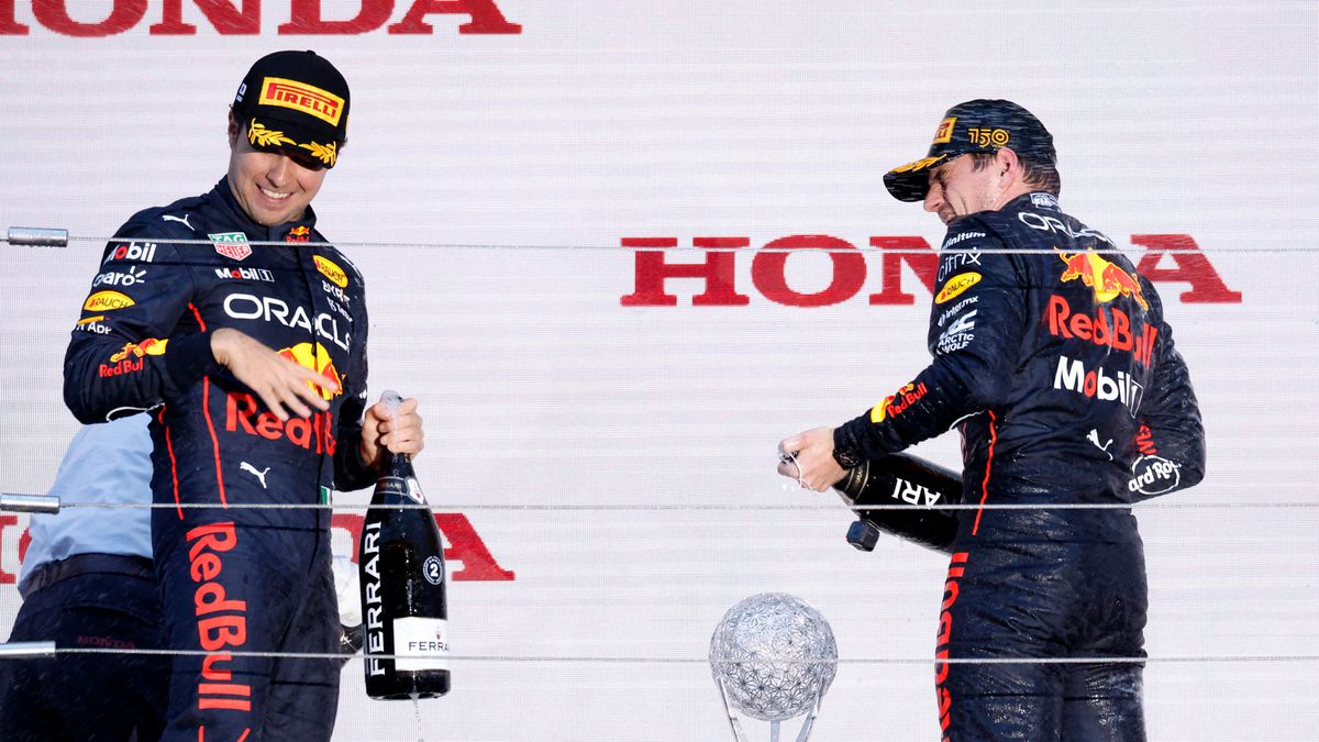 Checo Pérez finaliza segundo en la coronación de Verstappen durante el Gran Premio de Japón