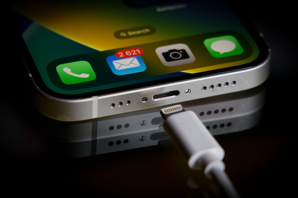 El ejecutivo de Apple dice que los futuros iPhones cumplirán con el mandato USB-C de la UE