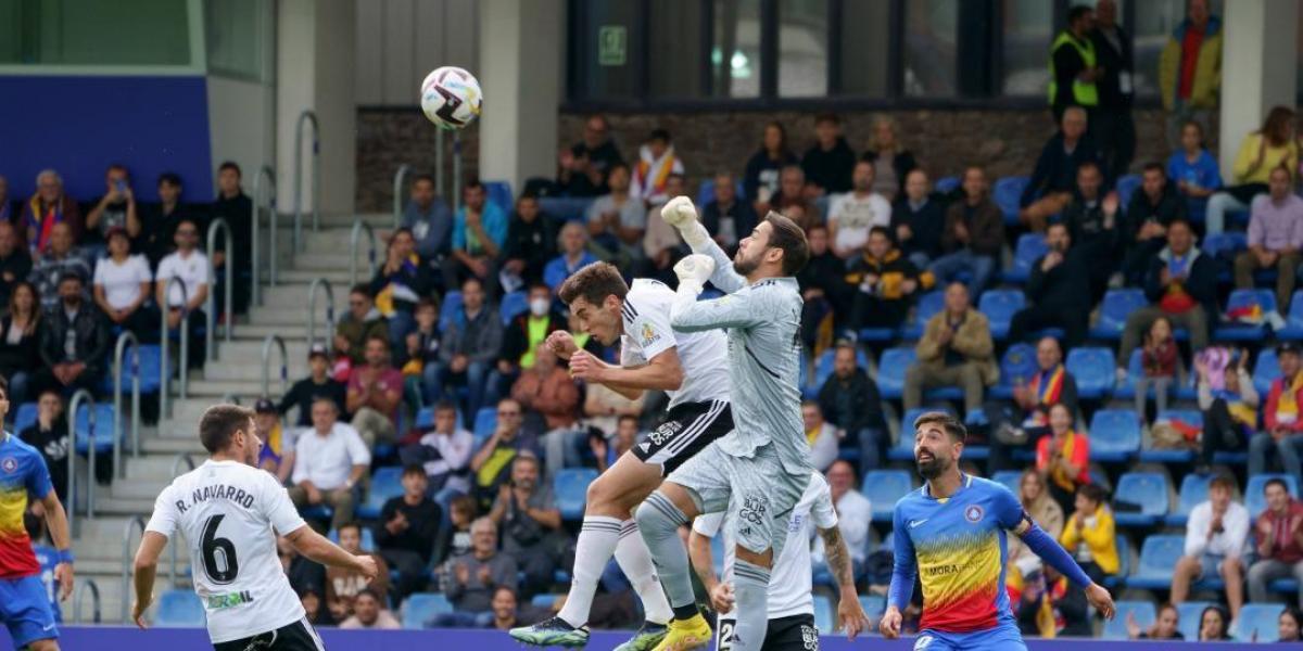 El imbatible Burgos asalta el fortín del Andorra