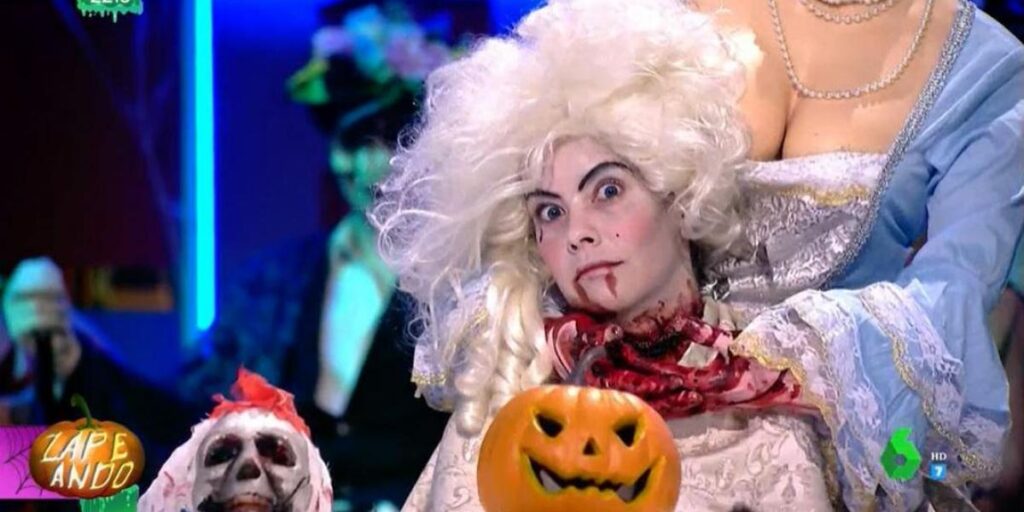 El íntimo descuido en el espectacular disfraz de Cristina Pedroche para Halloween