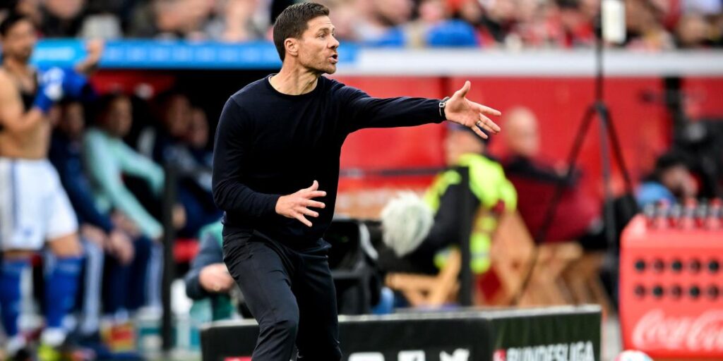 Espectacular debut de Xabi Alonso con el Bayer Leverkusen