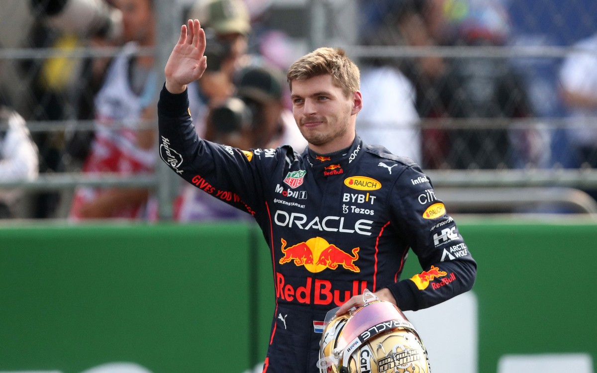 F1: Max Verstappen: ‘Estar en la pole y conducir aquí es increíble’ | Video