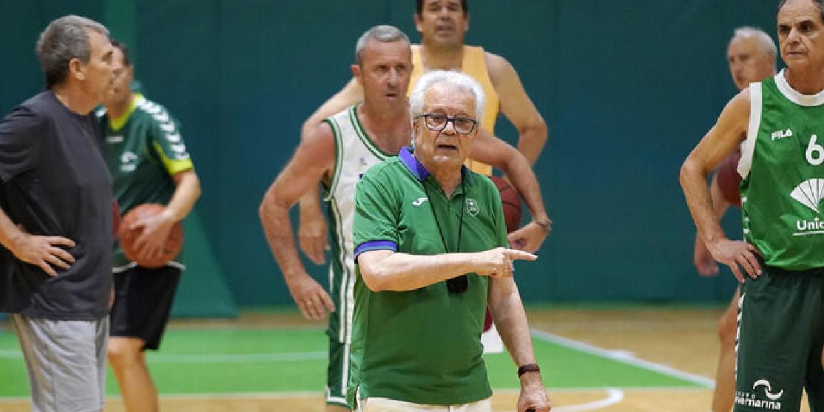 Fallece Martín Urbano, ex entrenador e histórico del baloncesto malagueño