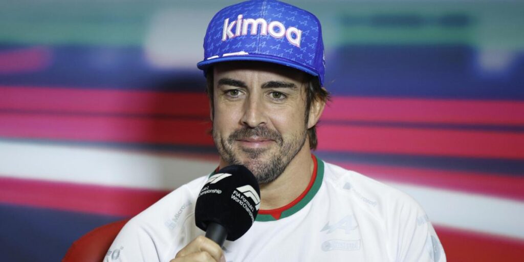 Increíble: Alonso se salvó de la penalización…¡por un diccionario!