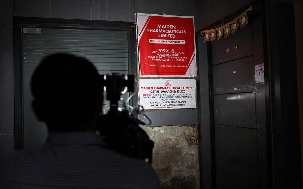 India y OMS investigan jarabe de tos ligado a la  muerte de 66 niños