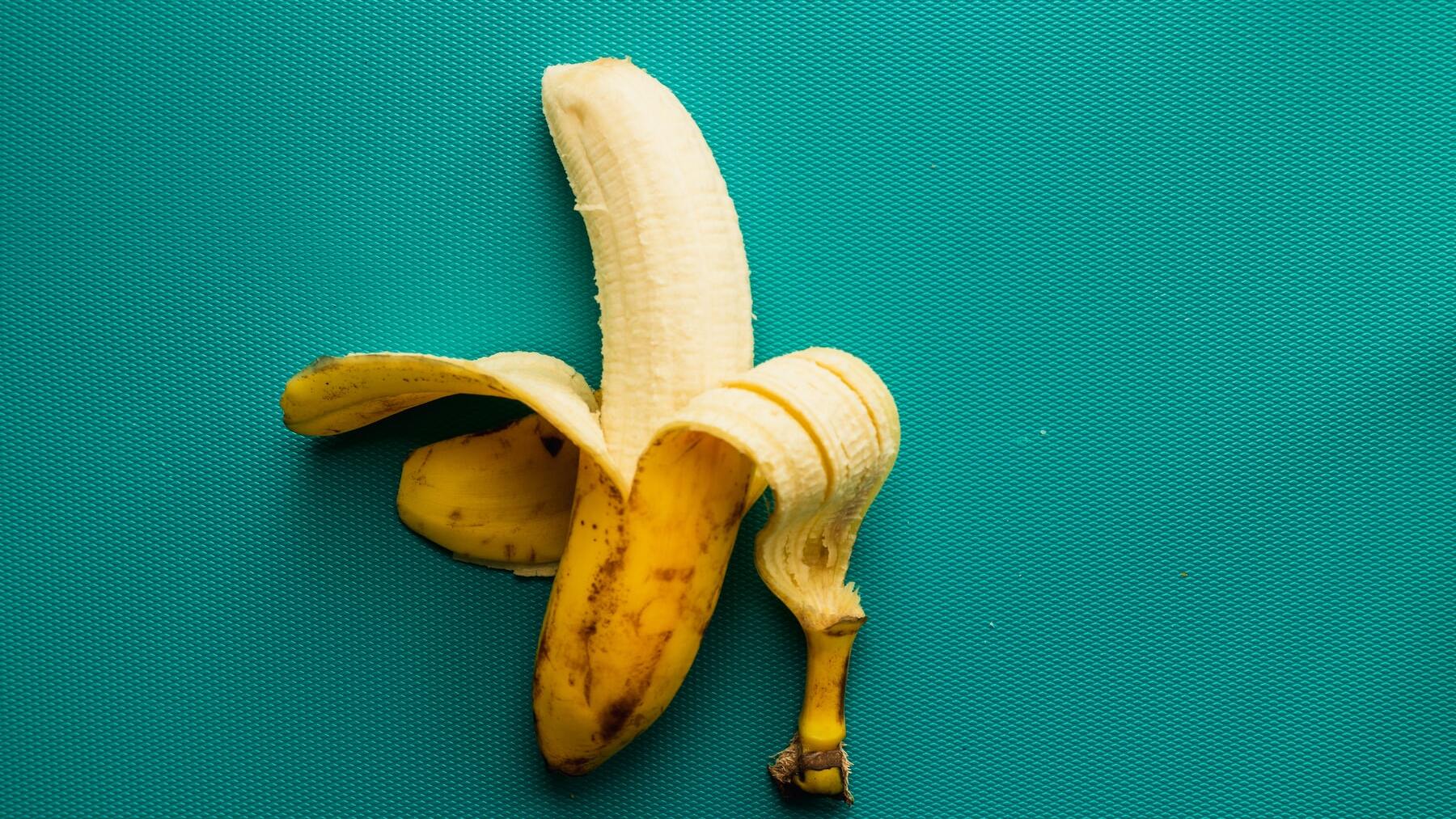 Jamás hagas esto con el plátano: te arrepentirás