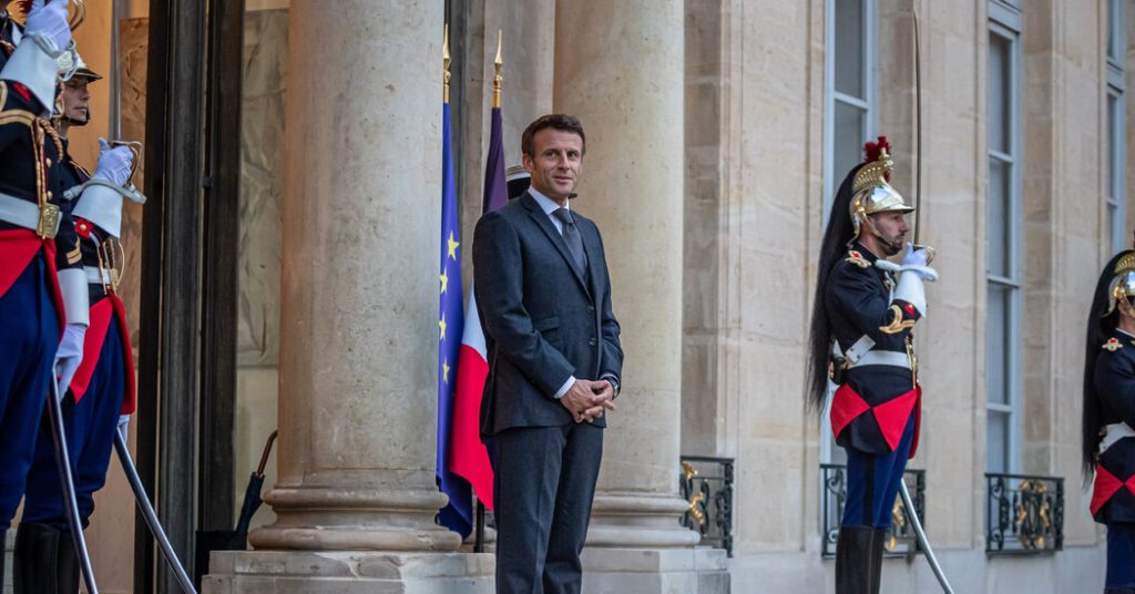 La comunidad política europea de Macron debuta a la sombra de la guerra