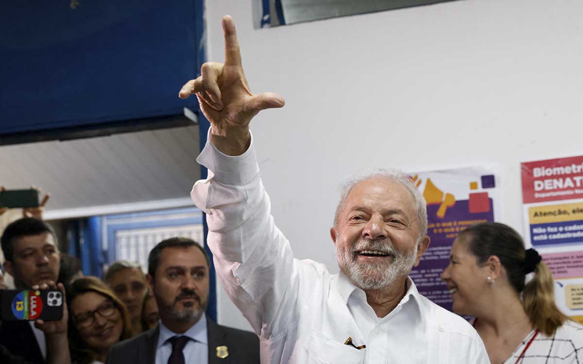 Lula vota a las afueras de Sao Paulo: ‘Hoy es el día más importante de mi vida’