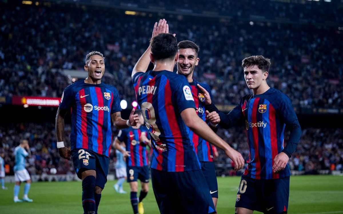 Mantiene Pedri el liderato del Barsa en Camp Nou | Video