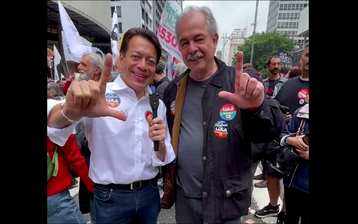 Mario Delgado viajó a Brasil para apoyar a Lula da Silva