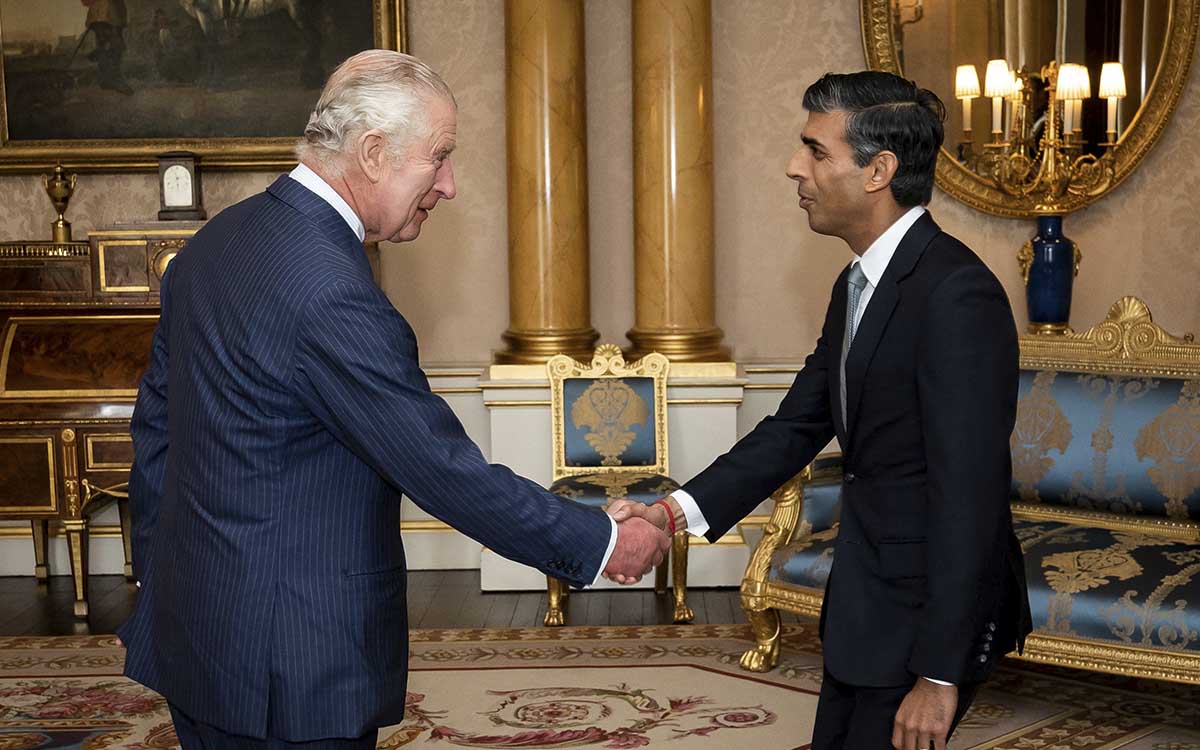 Rishi Sunak, nuevo primer ministro de Reino Unido tras reunirse con el rey Carlos III