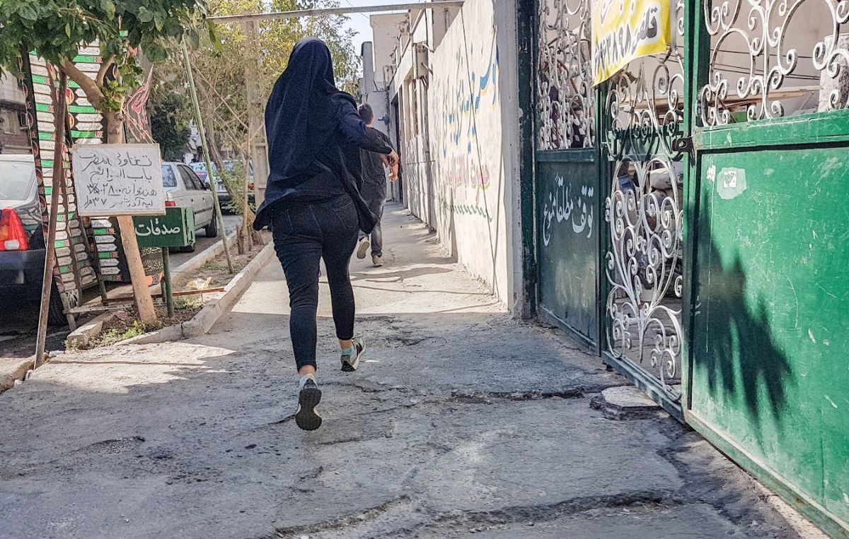 Las alumnas de institutos se convierten en el nuevo blanco de la represion en Iran