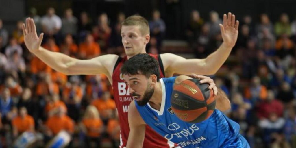 101-97: El Carplus Fuenlabrada ahonda en la herida del Baxi Manresa