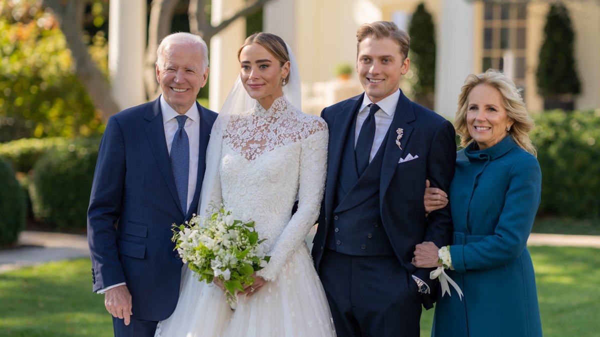 Naomi Biden se casa oficialmente en la Casa Blanca