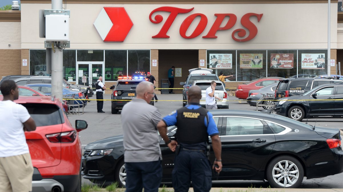 Sospechoso de masacre en supermercado de Buffalo se declara culpable