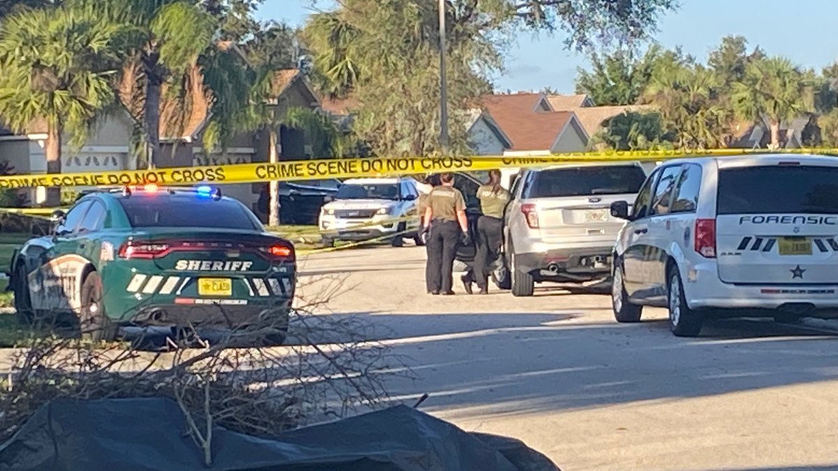 Investigan el asesinato de una mujer en Kissimmee, Florida