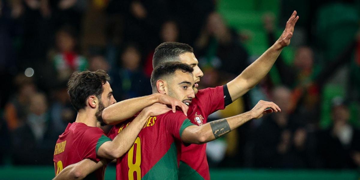 4-0: Portugal golea sin Cristiano y pone rumbo a Qatar con ánimos renovados