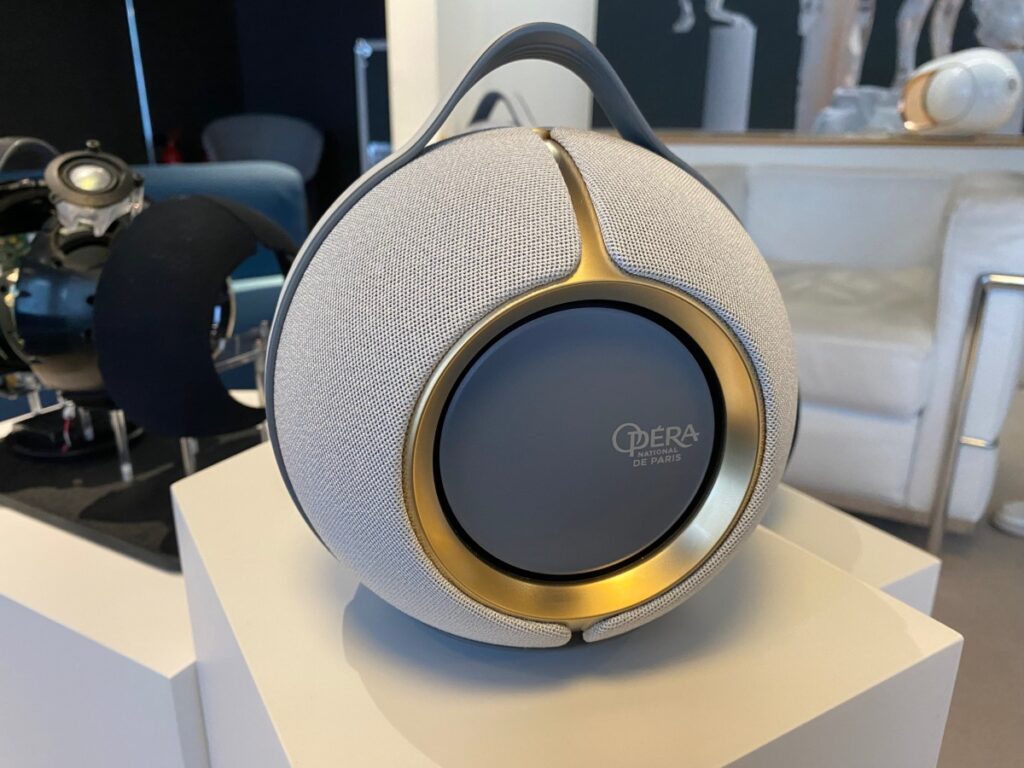 Devialet lanza un altavoz portátil de gama alta