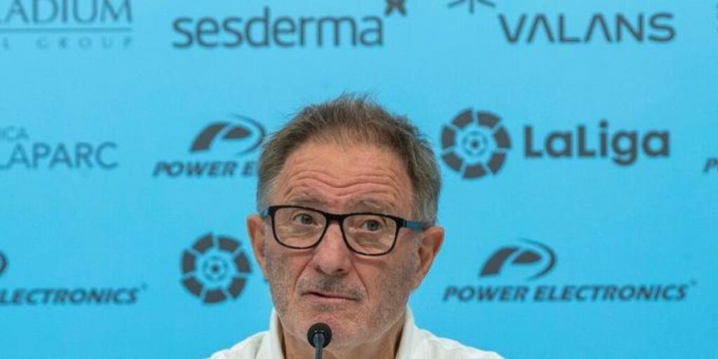 El Ibiza destituye a Anquela, noveno entrenador que cae en Segunda