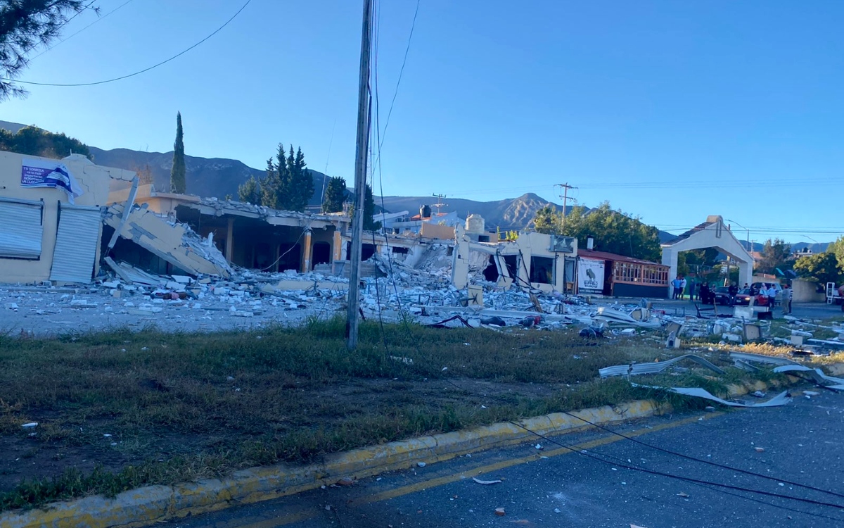 Explosión en Saltillo destruye locales | Videos