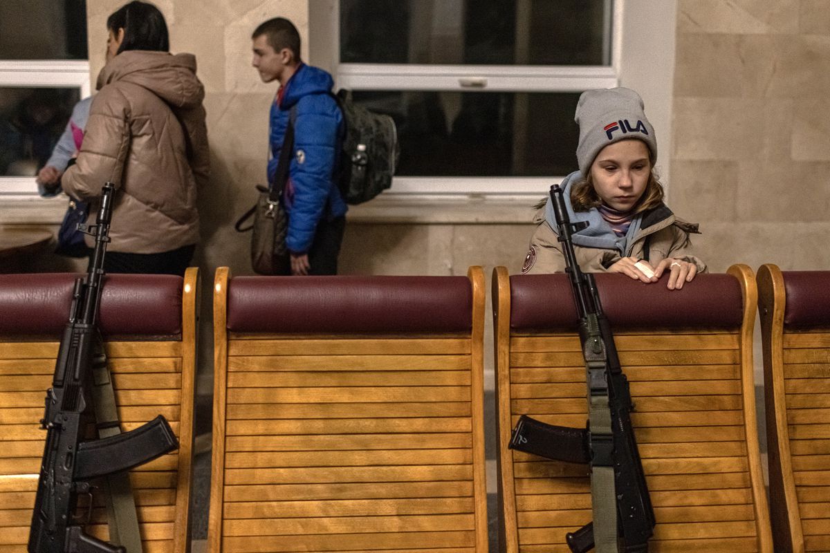 La UE teme que los ataques rusos contra la red eléctrica de Ucrania fuercen otra oleada de refugiados
