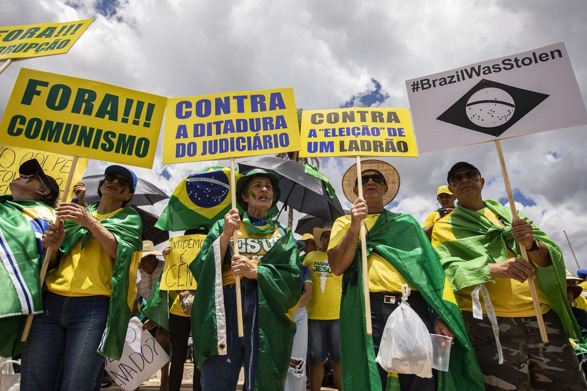 La extrema derecha brasileña vuelve a las calles para pedir un golpe militar en medio del silencio de Bolsonaro