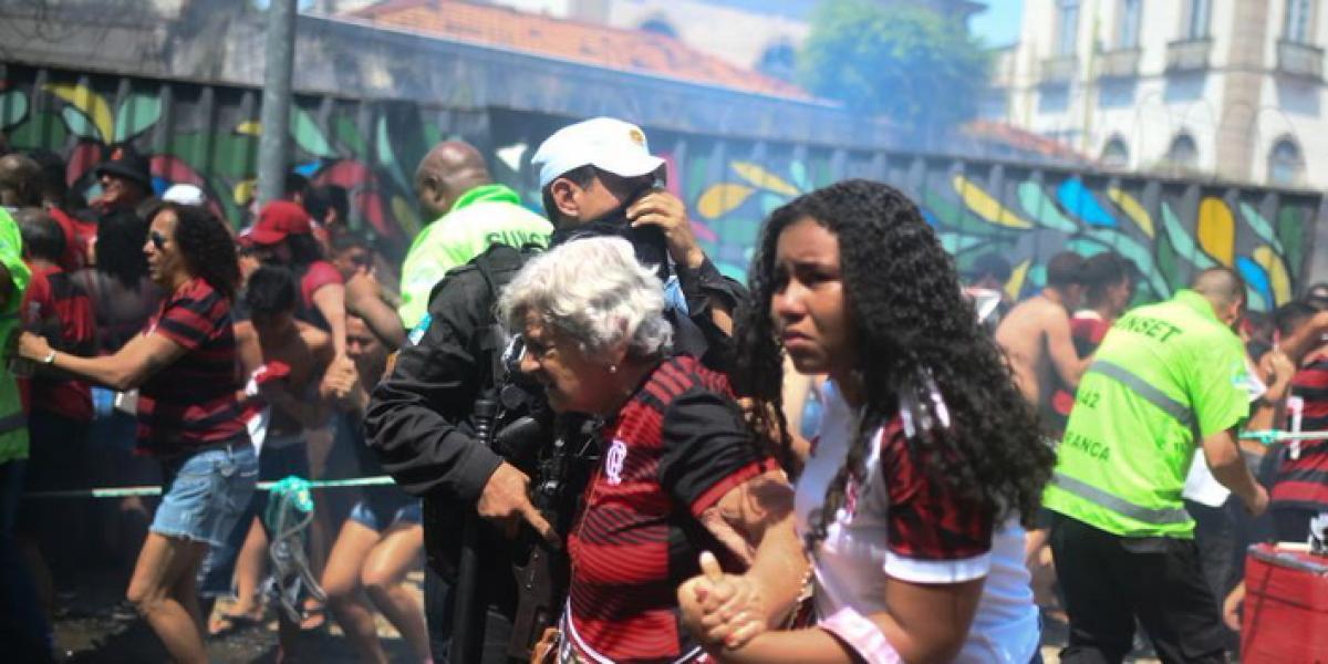 La fiesta de Flamengo acaba con gases lacrimógenos