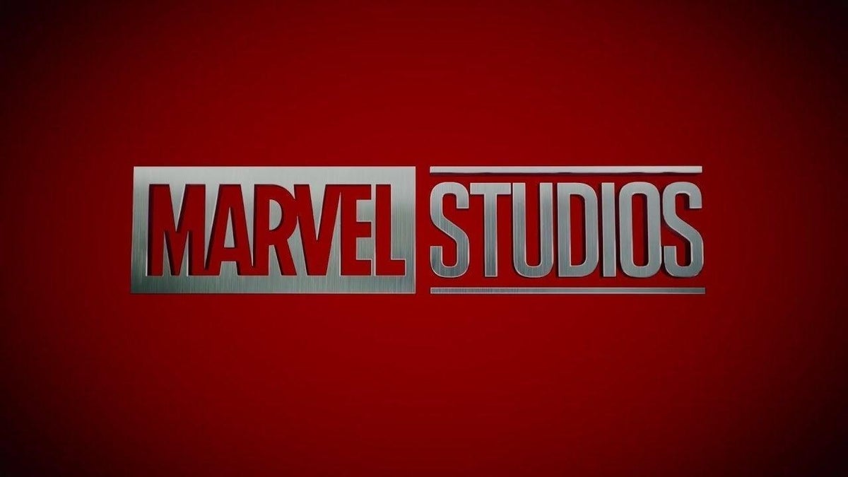 Marvel Studios agrega un nuevo héroe al logotipo de apertura con el especial navideño de Guardianes