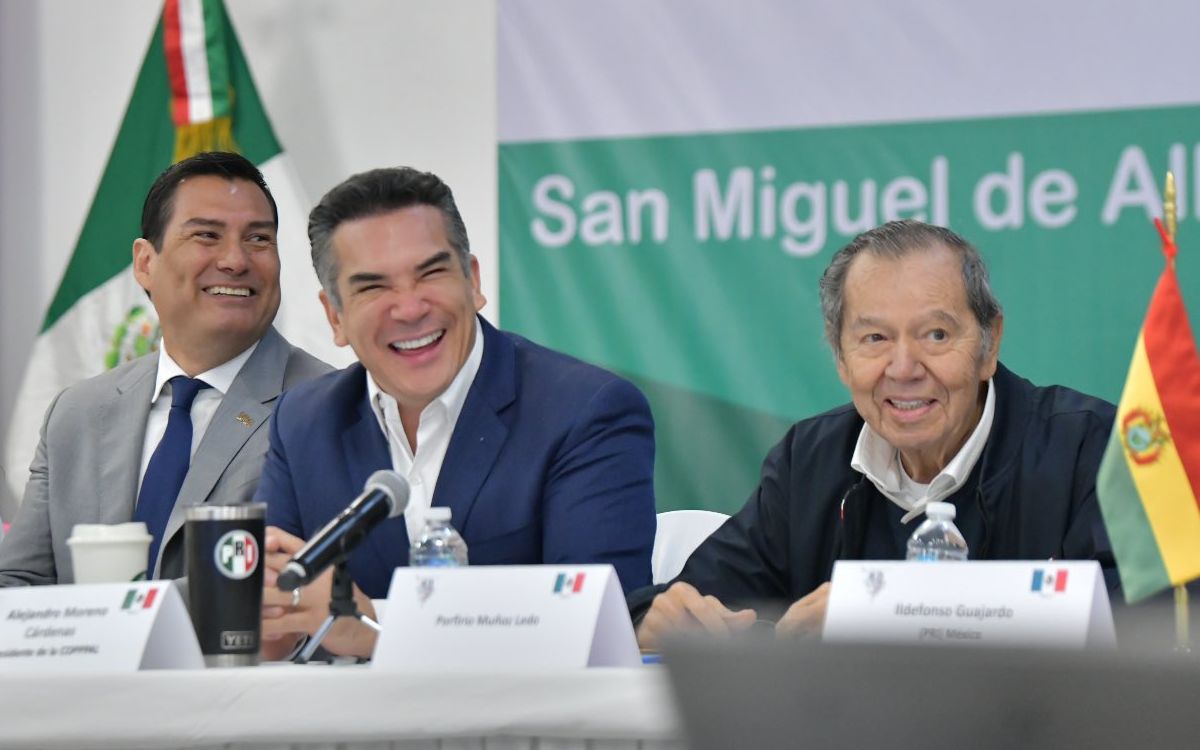 Muñoz Ledo acompañó a ‘Alito’ Moreno en evento político