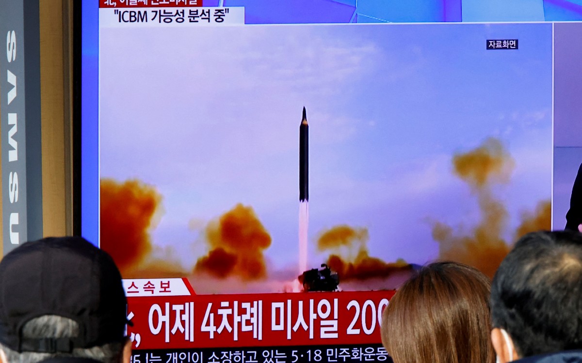Pyongyang vuelve a lanzar misiles mientras EU y Corea del Sur ponen fin a ejercicios militares