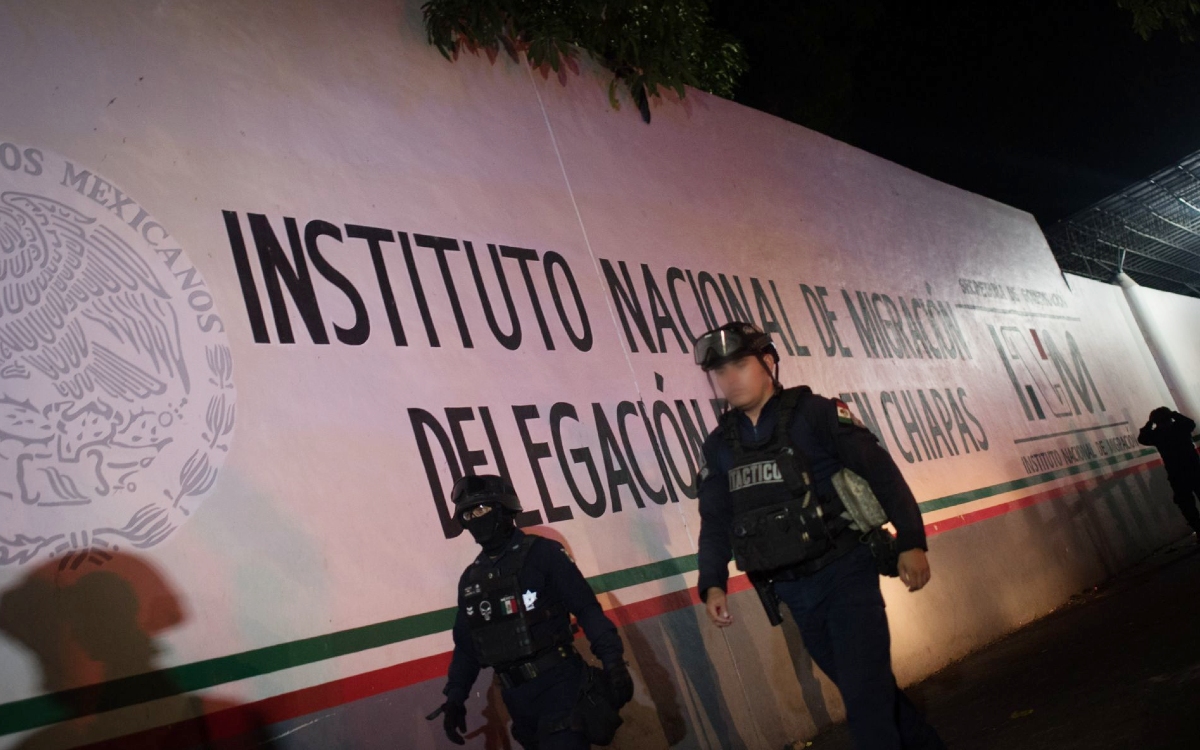 Policías en Chiapas someten a migrante haitiano con descargas eléctricas | Video