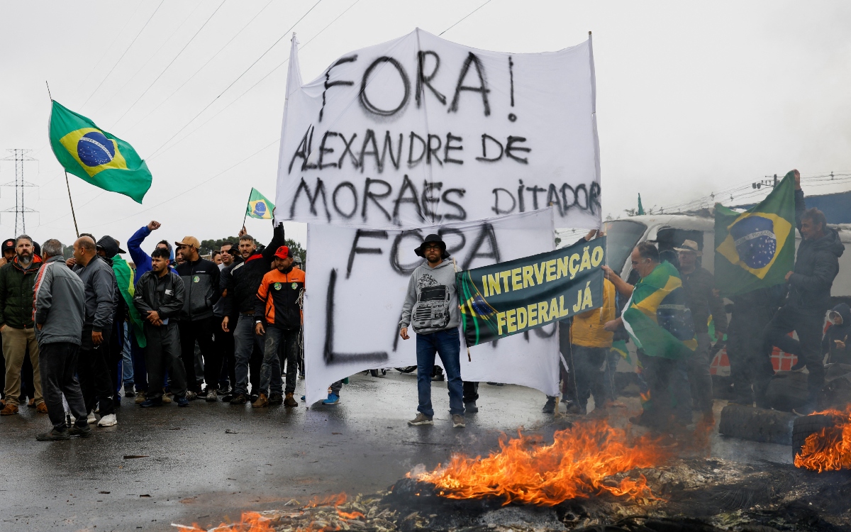 Protestas recrudecen en Brasil; dispersan a manifestantes con balas de goma y gas lacrimógeno
