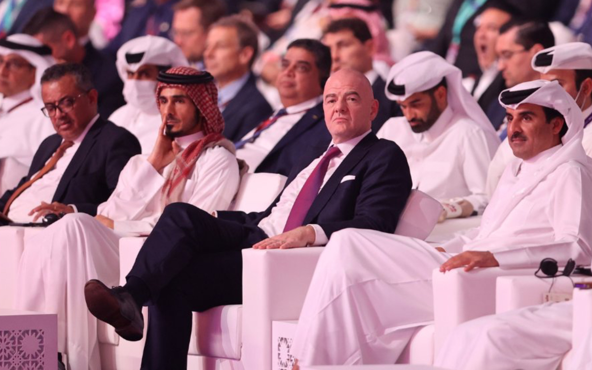 Qatar 2022: FIFA pide a las naciones del Mundial “centrarse en el futbol” | Tuit