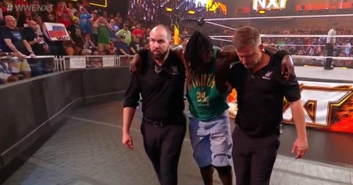 R-Truth de WWE Raw aparentemente lesionado durante NXT