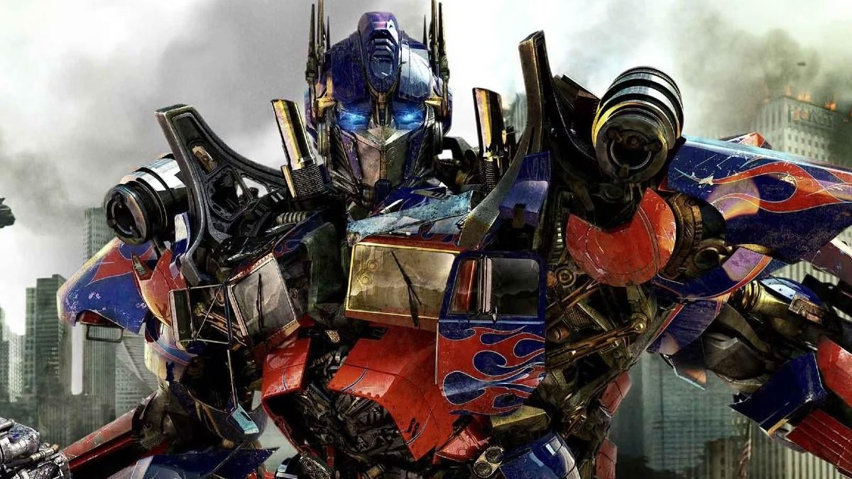 Los fans de Transformers comparten su amor por Optimus Prime