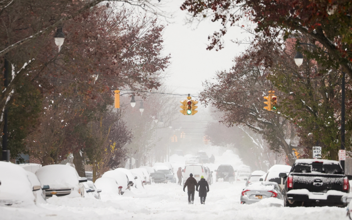 Tormenta de nieve de 2 metros cubre Nueva York | Fotos y videos