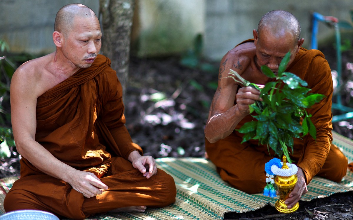 ¿El Nirvana? Monjes budistas dan positivo a metanfetamina
