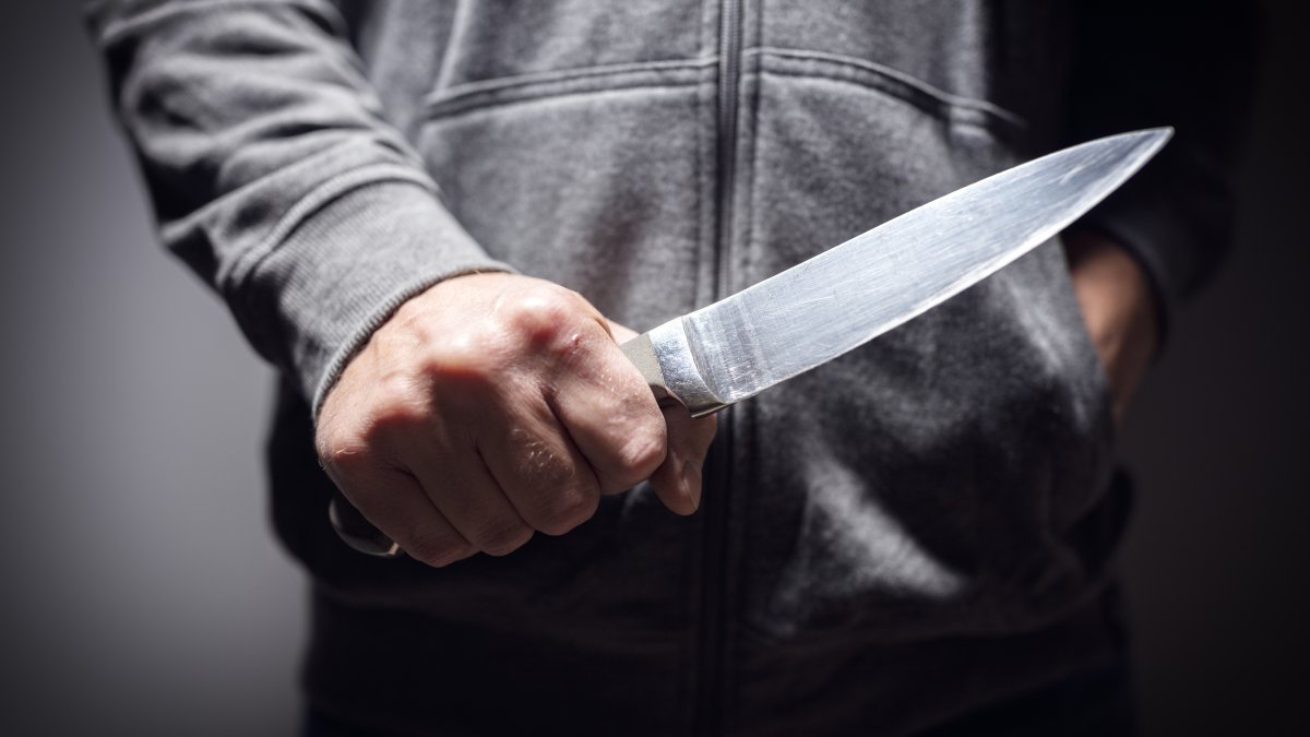 Hombre apuñala mortalmente a su novio con cuchillo de cocina en Henderson, informa LVMPD