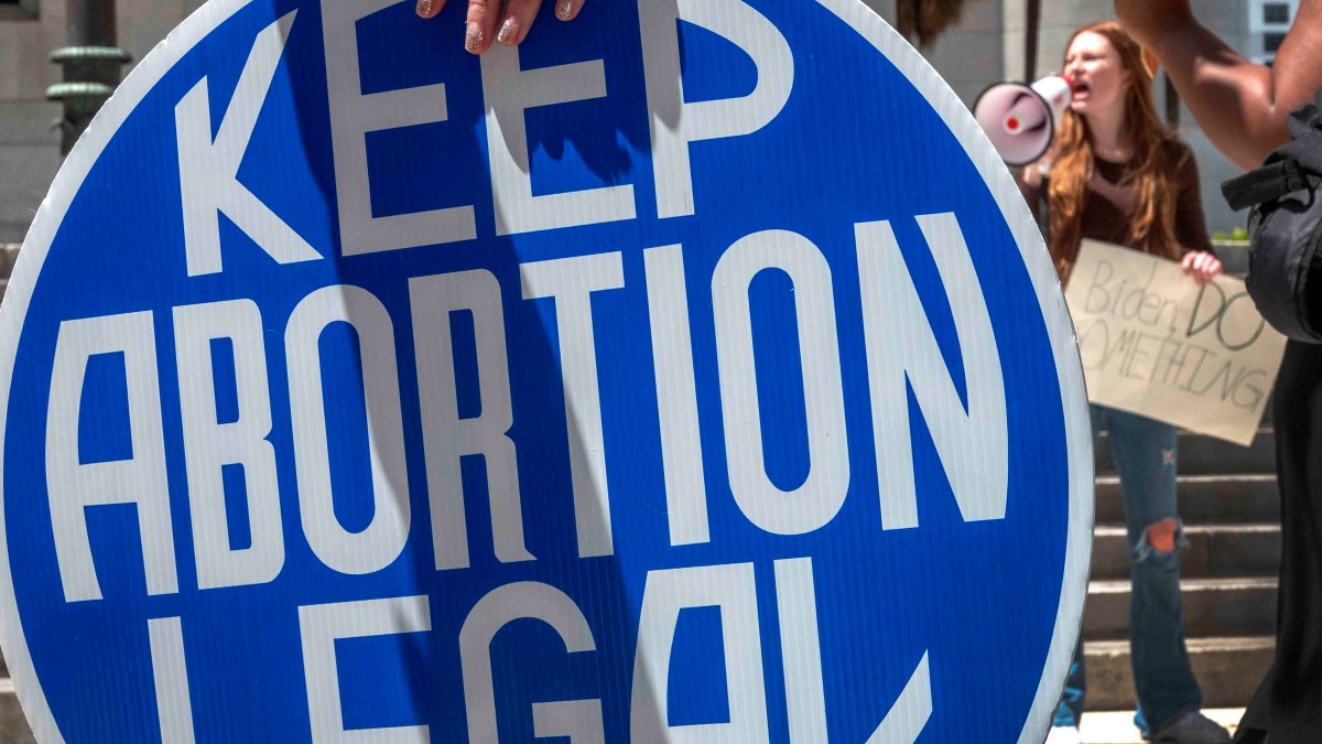 Estudio dice que el restringir el aborto en Estados Unidos aumenta el suicidio en las mujeres de edad reproductiva