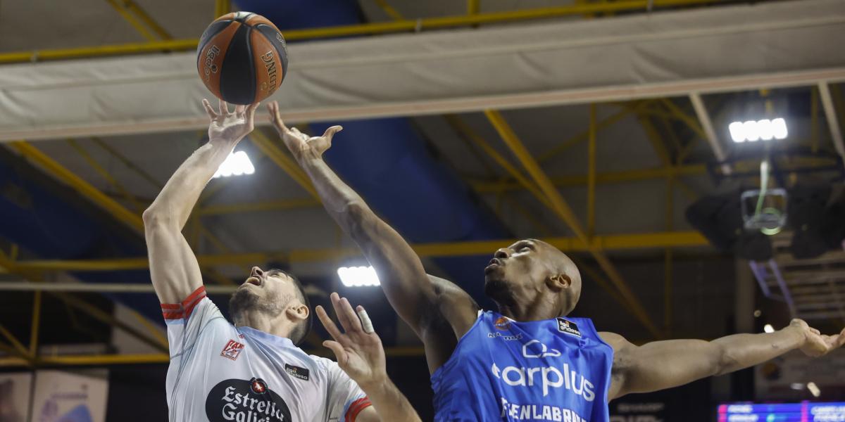 79-82: El Obradoiro acaba bien el año en Fuenlabrada