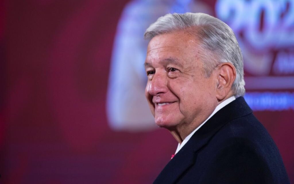 AMLO urge a conservadores a ya definir quién será su candidato (a) a la Presidencia