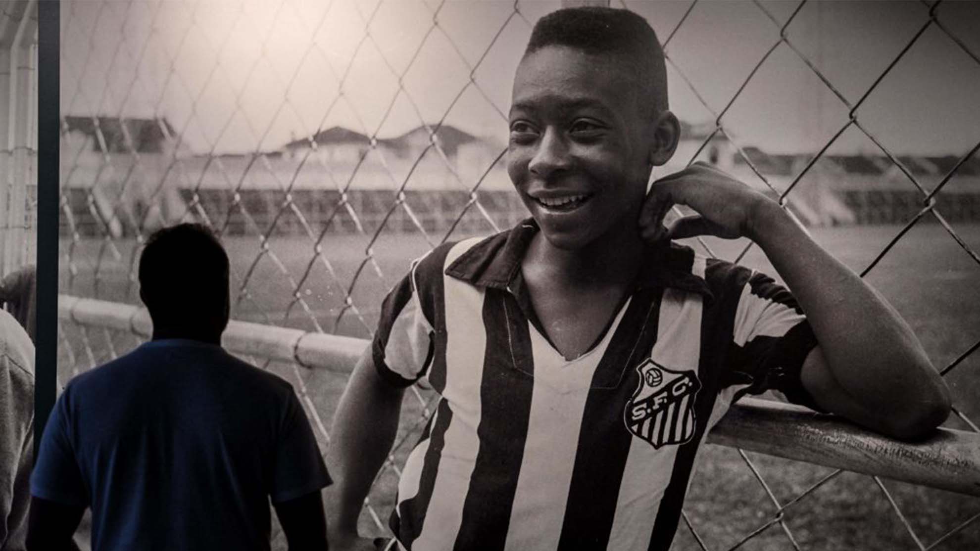 Adiós al “rey” Pelé: los detalles fúnebres y de entierro en su ciudad natal de Santos